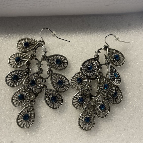 Peacock Tail Chandelier Dangle Pierced Earrings - Picture 3 of 3